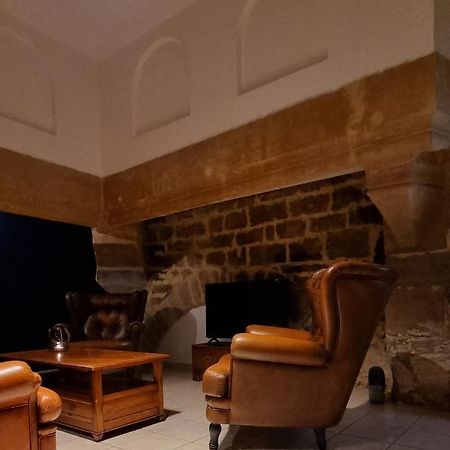 L'Ecrin Des Petits Bonheurs Apartment Дол Екстериор снимка